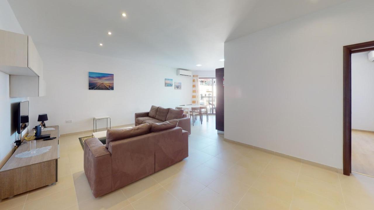 Spacious 2 Bedroom Apartment In Sliema Exterior foto